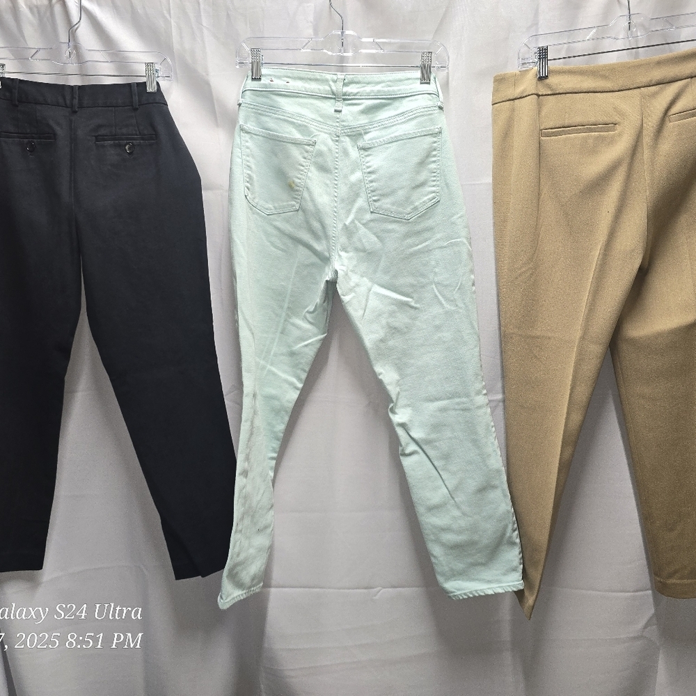 Talbots ,(8p) Black,Tan and Green Chinos for Everyday Comfort